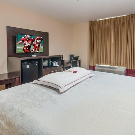 Red Roof Inn Plus+ Fort Worth - Burleson Buitenkant foto